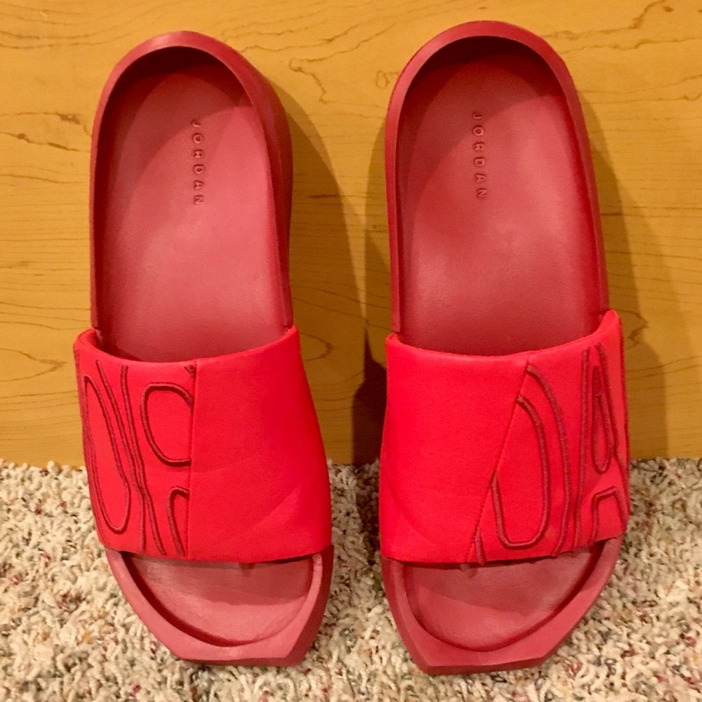 JORDAN  NOLA SLIDES NWOB